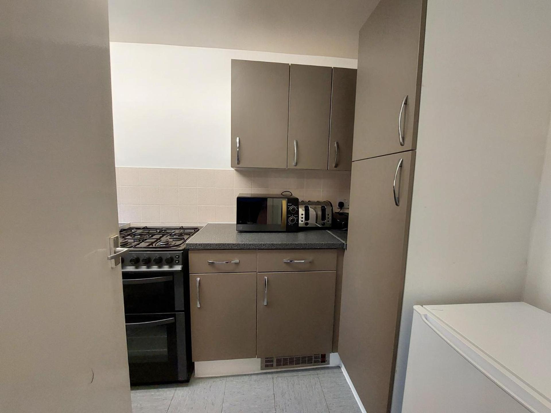 Lovely 2-Bed House In The Heart Of Woodhouse Leeds リーズ エクステリア 写真