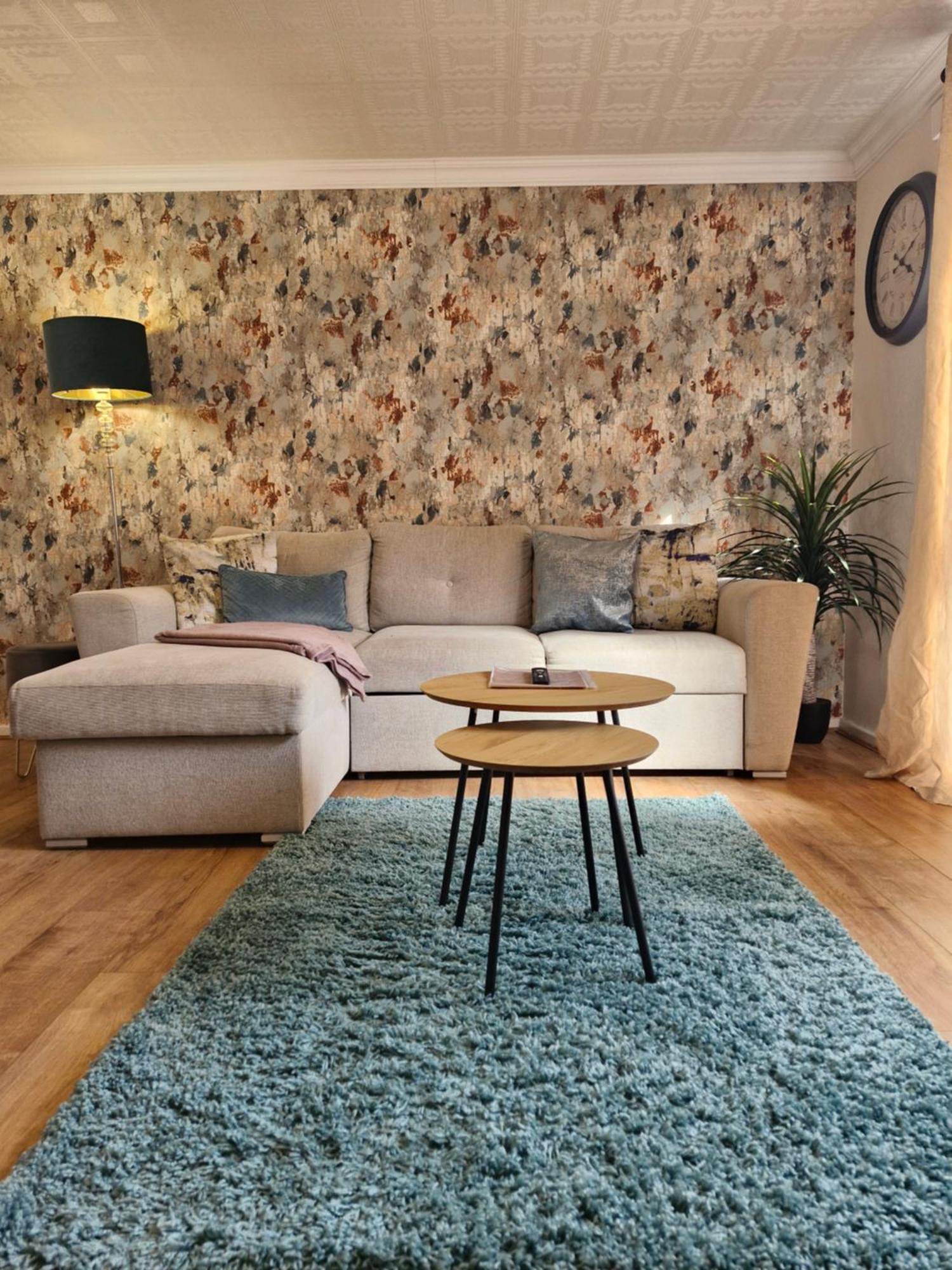 Lovely 2-Bed House In The Heart Of Woodhouse Leeds リーズ エクステリア 写真